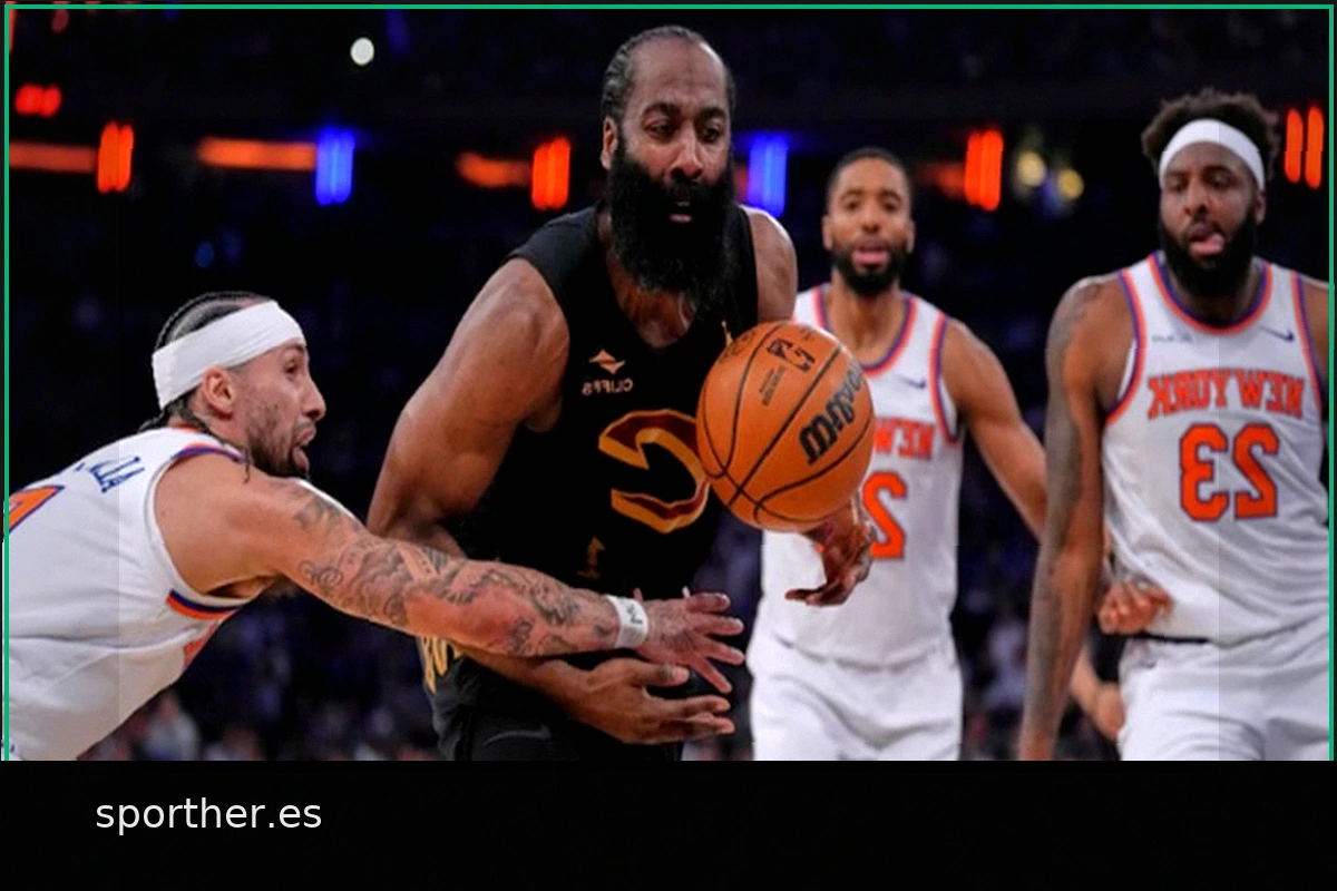 Los Cavs oficializan la renovación de James Harden por varios años
